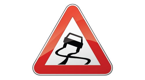 Panneau triangle de signalisation de route glissante